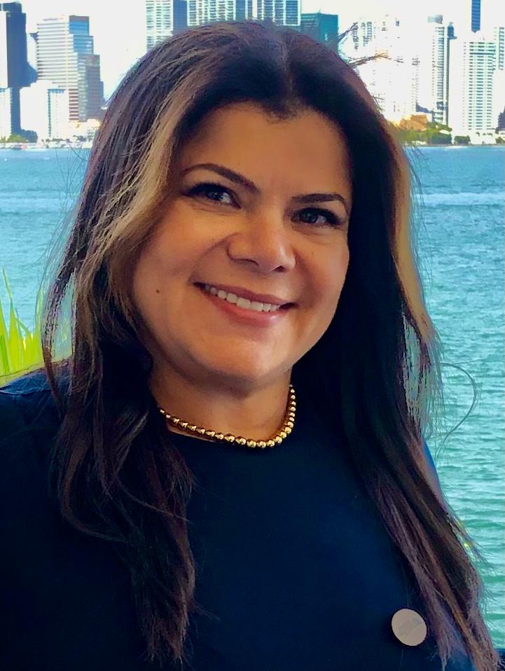 Claudia Holguin